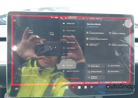 2023 Tesla Model 3 Rear-Wheel Drive z USA, uszkodzony, nr VIN 5YJ3E1EA9PF555384